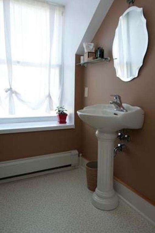 Hastings House Bed & Breakfast Room photo